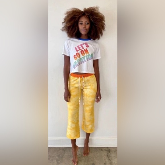 Warm Fun Warm NY Let’s Go On Vacation Tomboy Rainbow Tee T-Shirt Top M - Picture 3 of 5